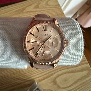NWOT Rose Gold Fossil Watch